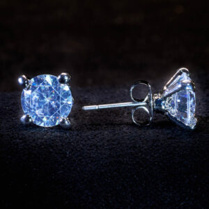 Crystal Stud with Claw - Pierced